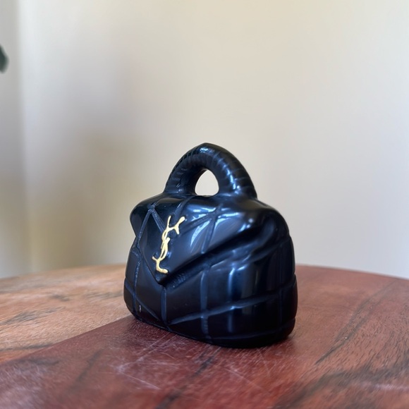 Fashion Stone Crystal Carved Purse - Picture 5 of 5